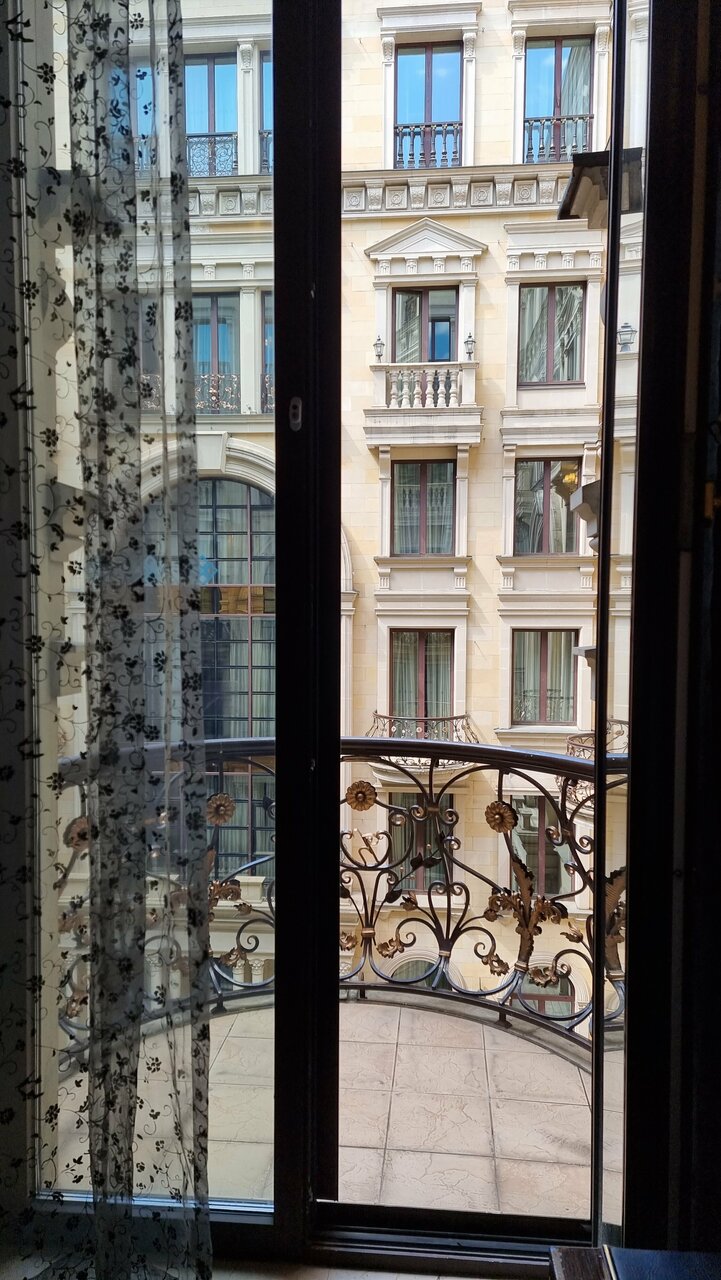 Гостиница The St. Regis Москва Никольская Москва-184