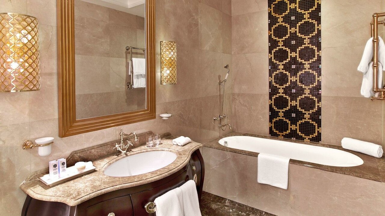 Гостиница The St. Regis Москва Никольская Москва-101