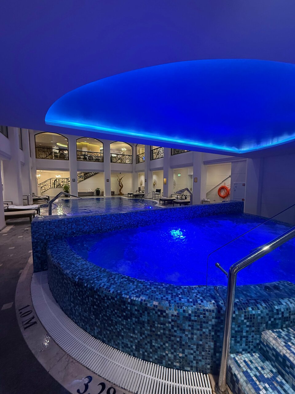 Гостиница The St. Regis Москва Никольская Москва-114