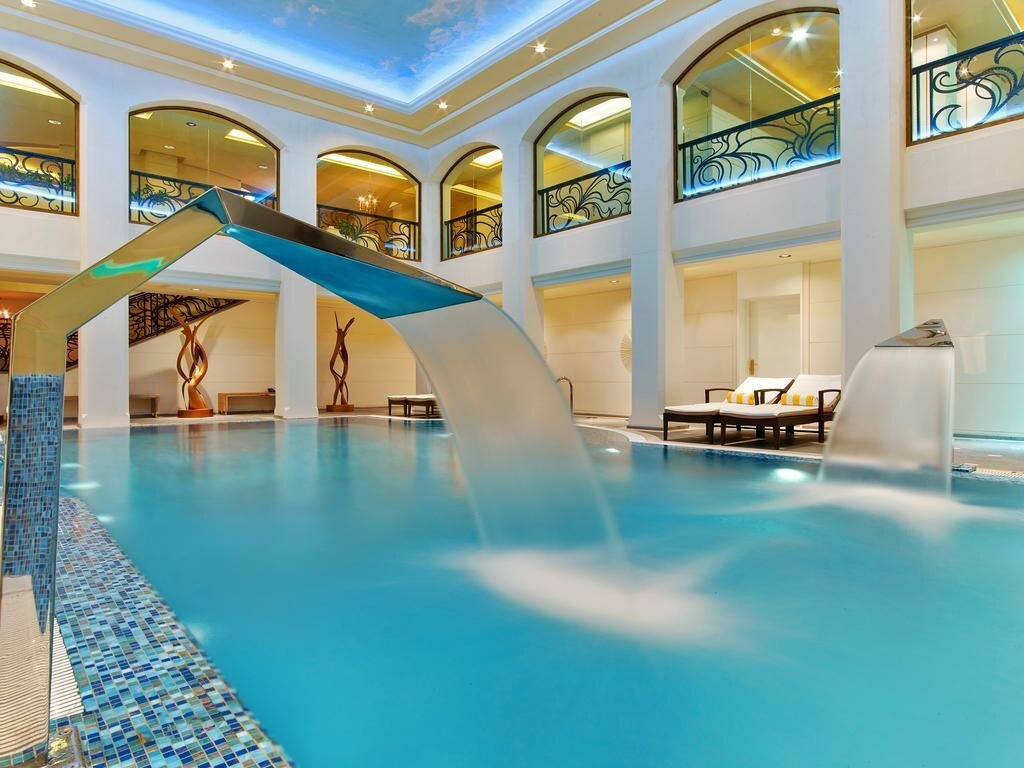 Гостиница The St. Regis Москва Никольская Москва-245
