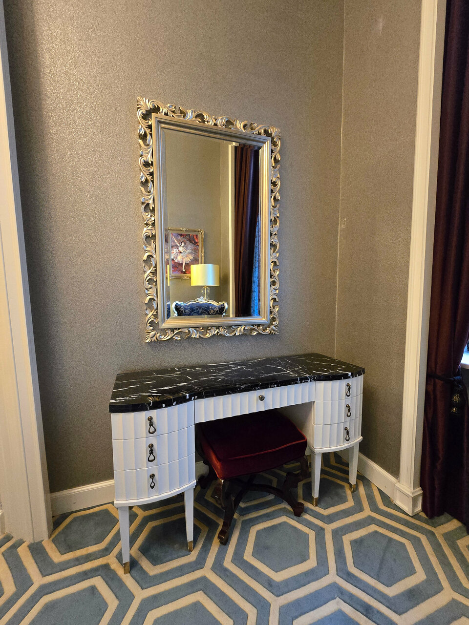 Гостиница The St. Regis Москва Никольская Москва-92