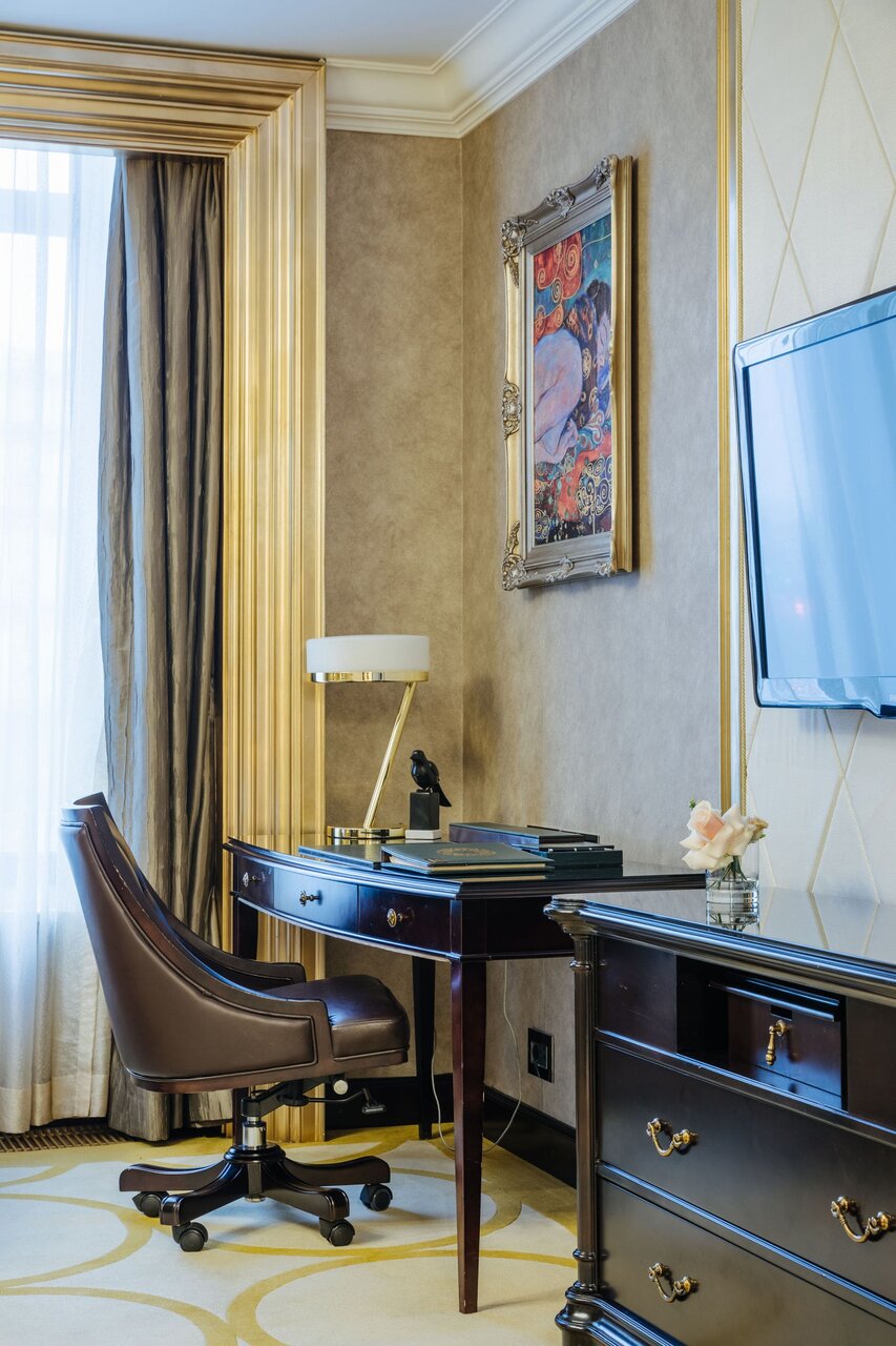 Гостиница The St. Regis Москва Никольская Москва