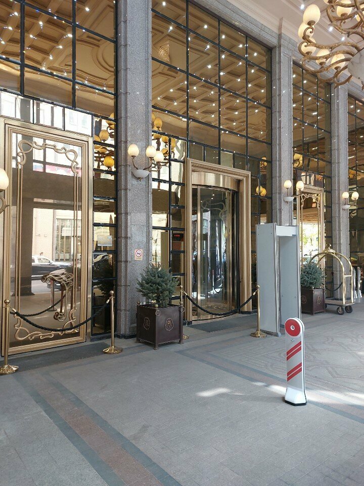 Гостиница The St. Regis Москва Никольская Москва-176