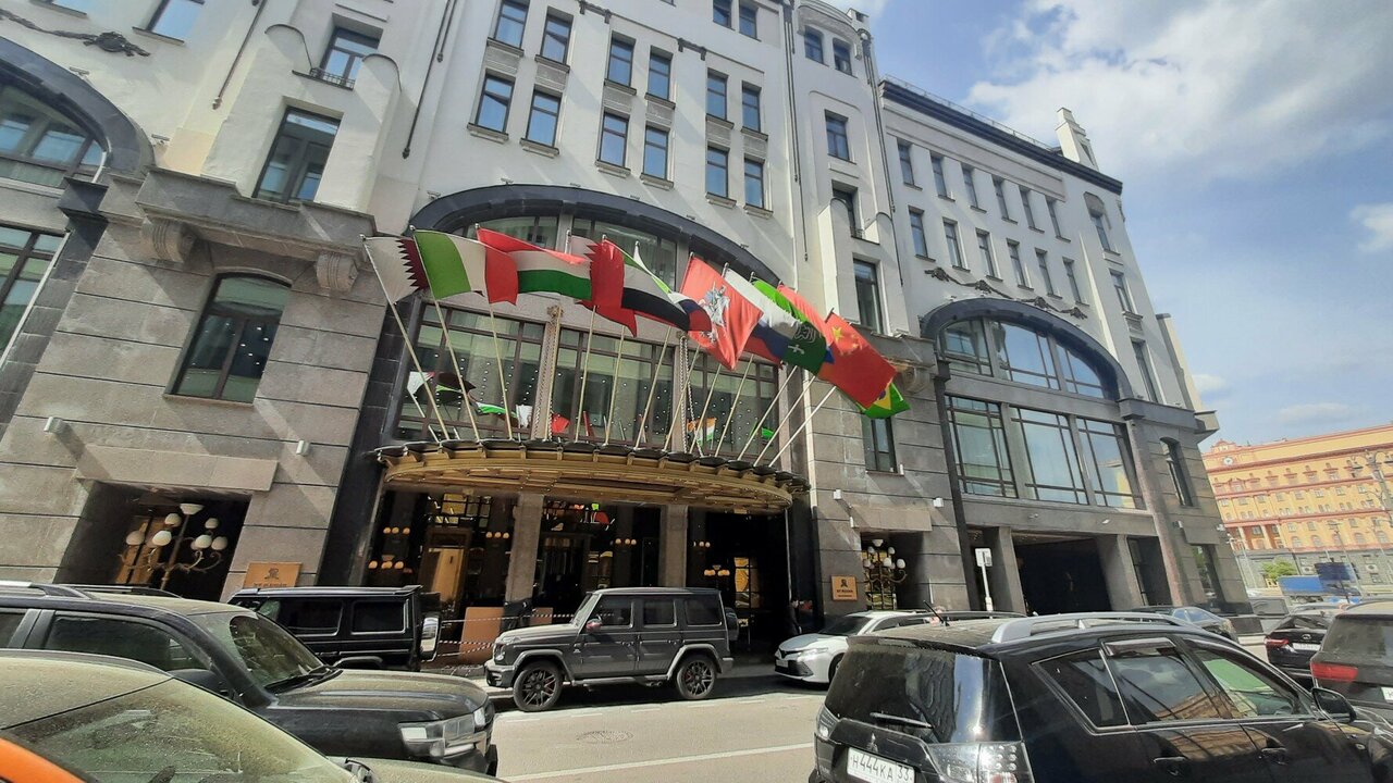 Гостиница The St. Regis Москва Никольская Москва-135