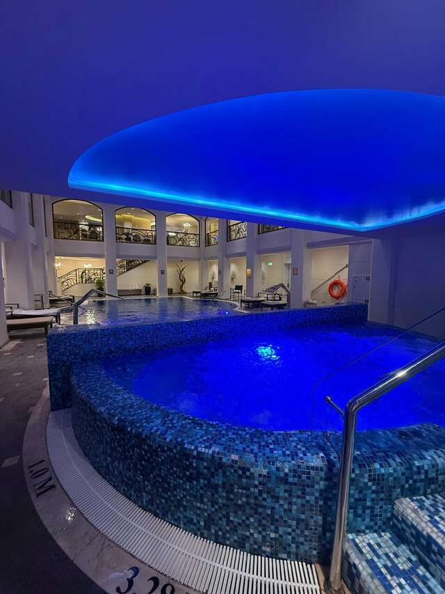 Гостиница The St. Regis Москва Никольская Москва-113