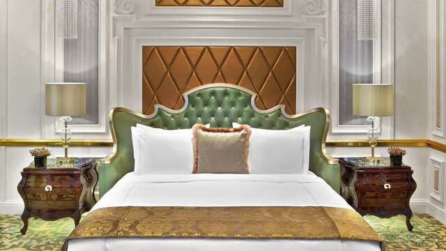 Гостиница The St. Regis Москва Никольская Москва-203