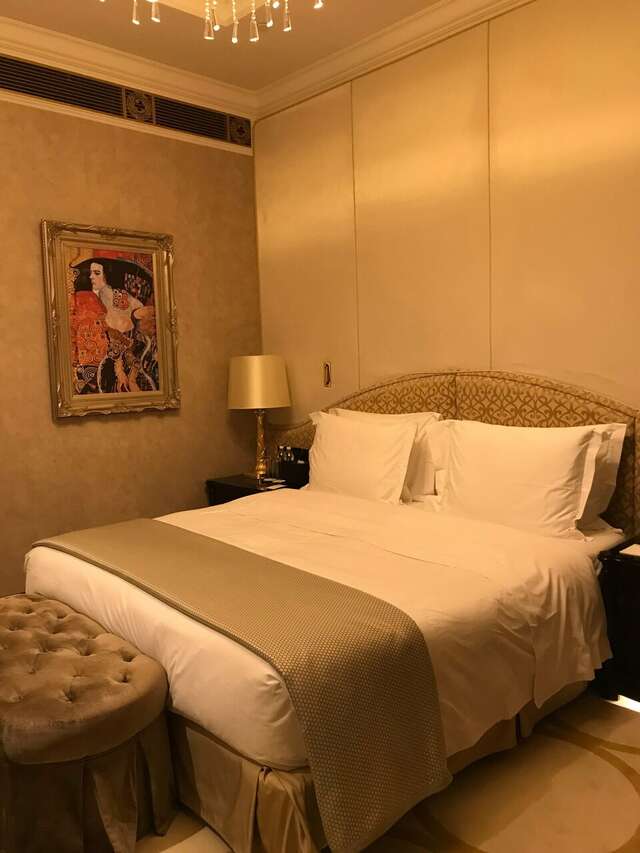 Гостиница The St. Regis Москва Никольская Москва-157