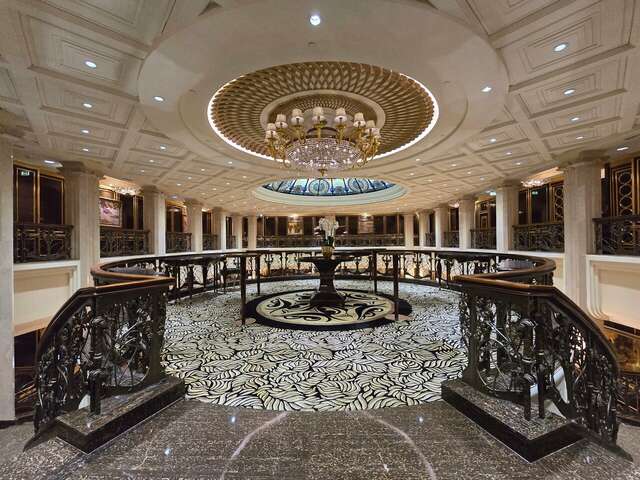 Гостиница The St. Regis Москва Никольская Москва-106