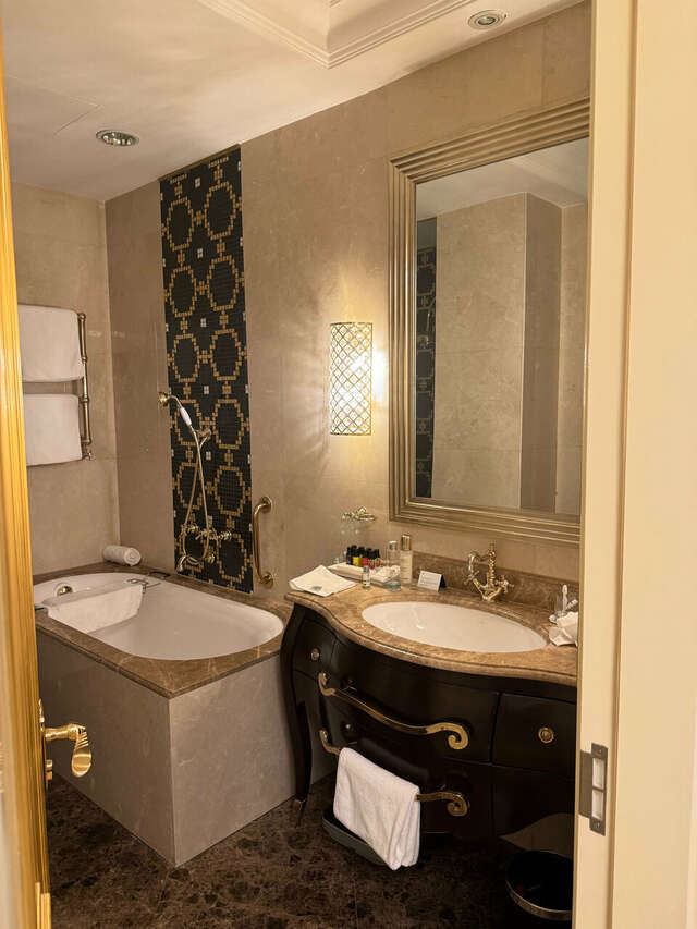 Гостиница The St. Regis Москва Никольская Москва-232