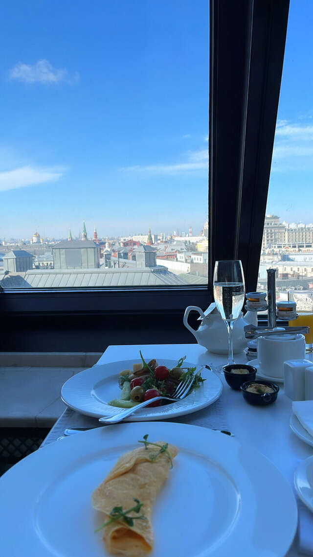 Гостиница The St. Regis Москва Никольская Москва-240